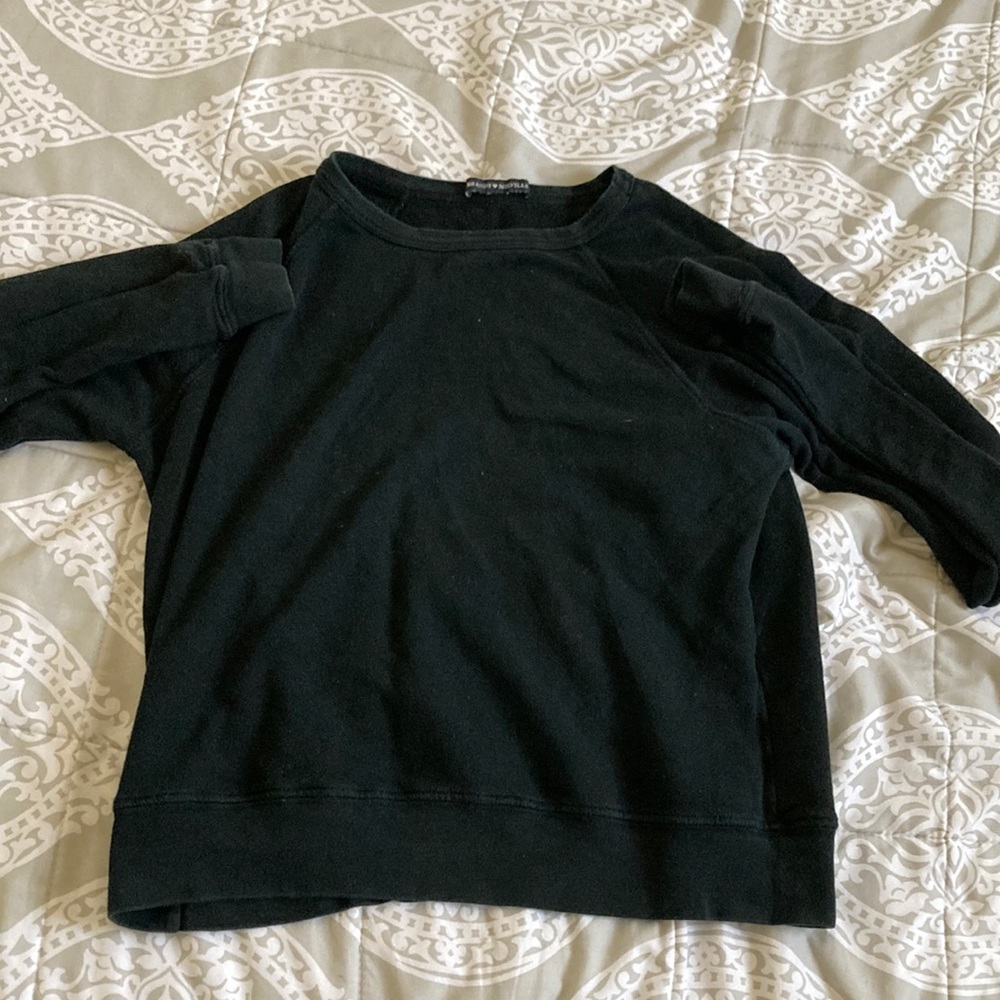 Brandy Melville crew neck sweater